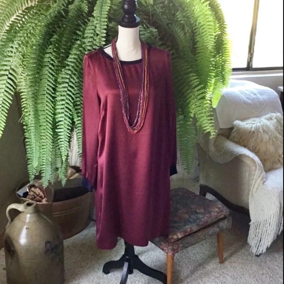 Sundance Maroon 100% Silk Long Sleeve Shift Dress Size Medium - Picture 11 of 11